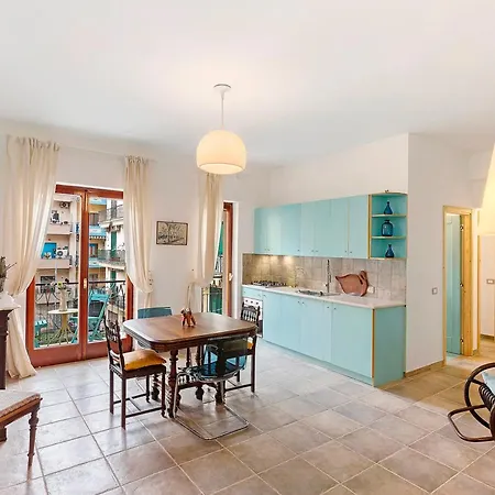 Casa Malia Cozy In Center Sorrent